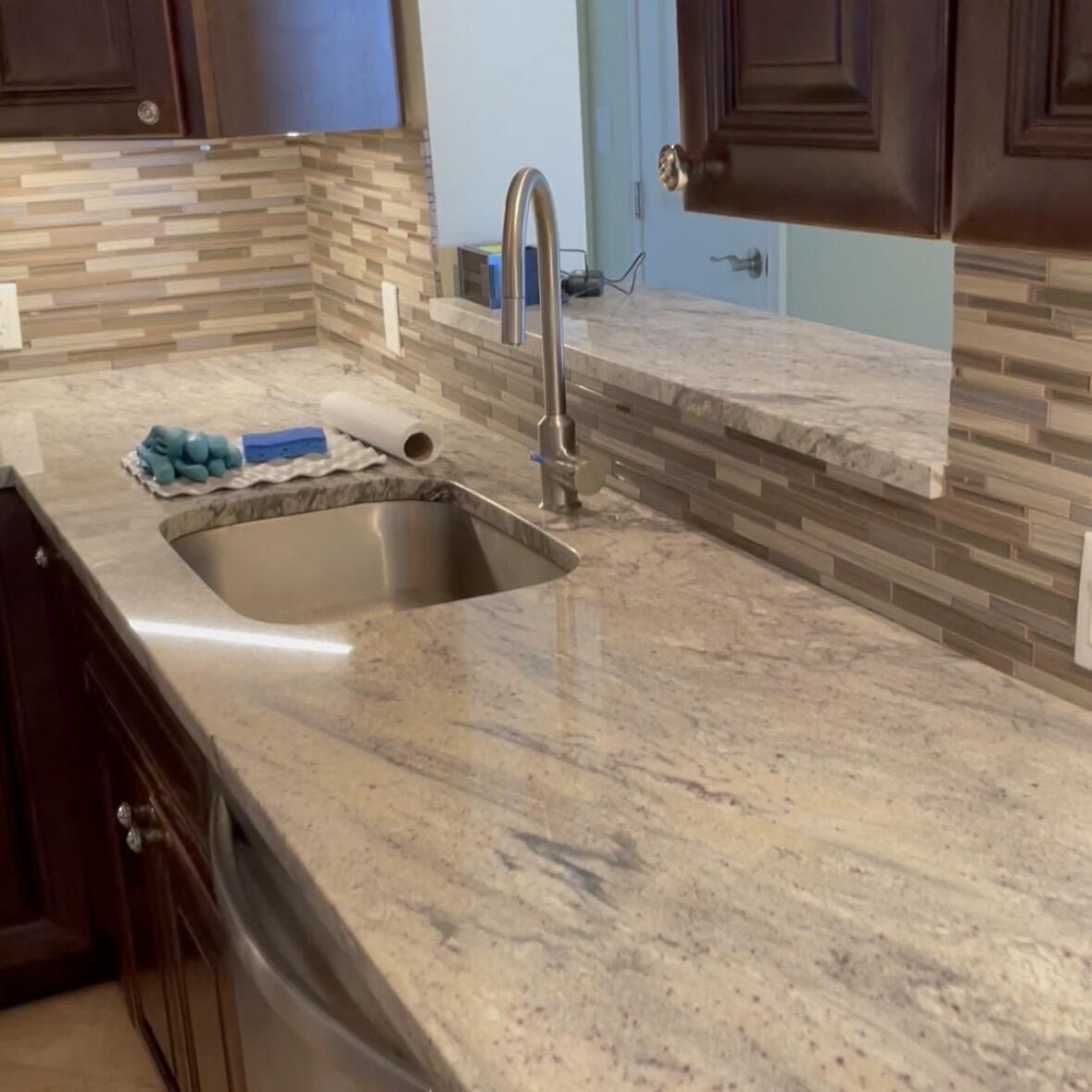 VENETIAN CONDO - Residential Lease