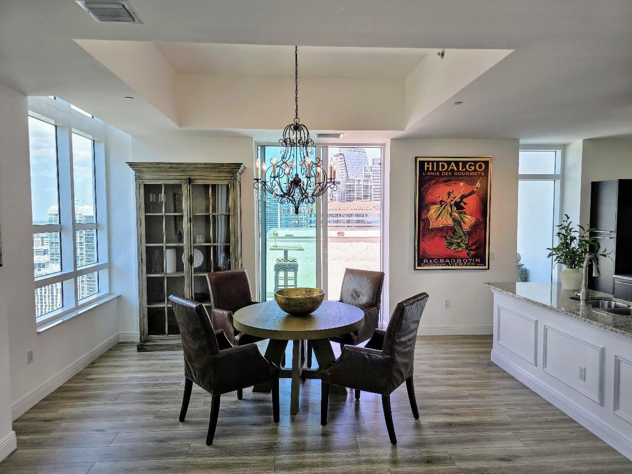 THE PLAZA 901 BRICKELL CO - Residential