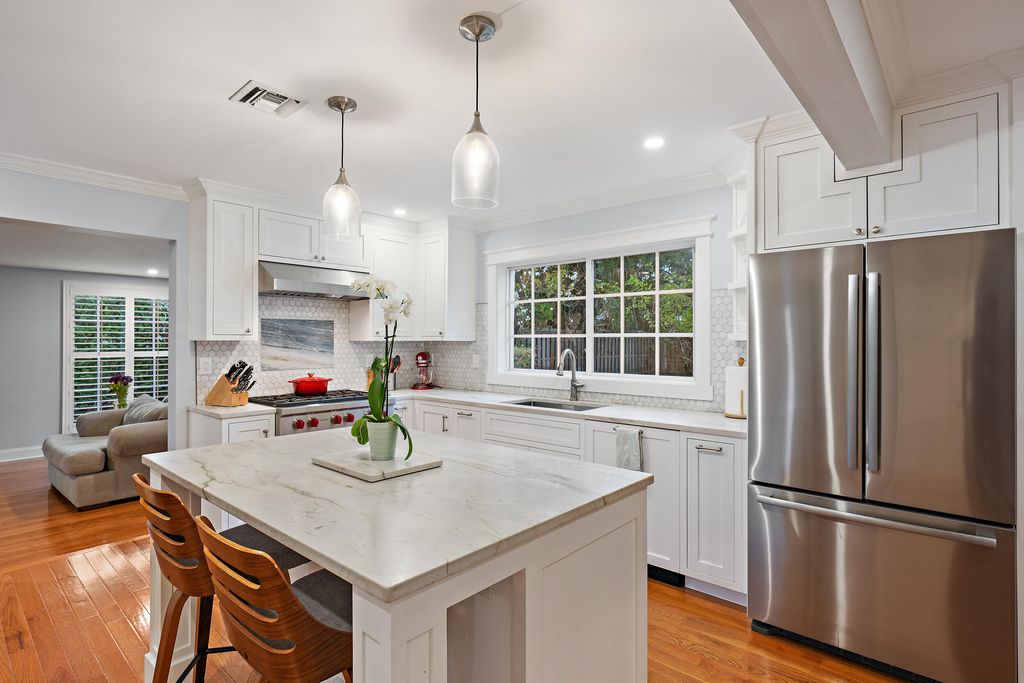 Photo of 4143 Hickory Drive, Palm Beach Gardens, FL 33418 (MLS # B26004331)