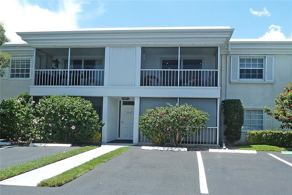 Bay Colony Club - Residential