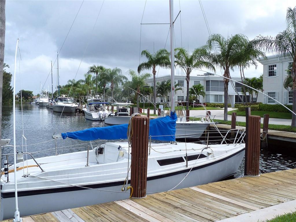 Bay Colony Club - Residential