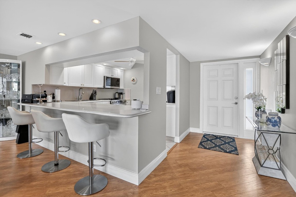 1537 E Hillsboro Boulevard 241