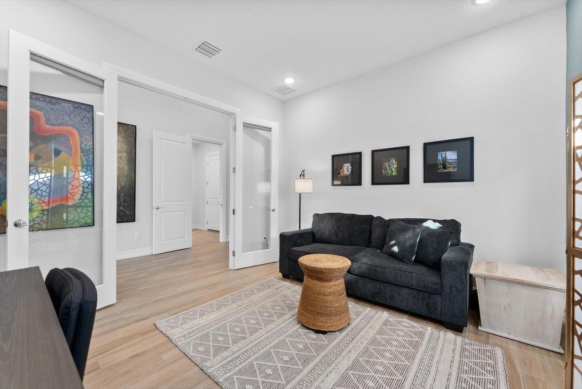 PARKLAND ROYALE - Residential