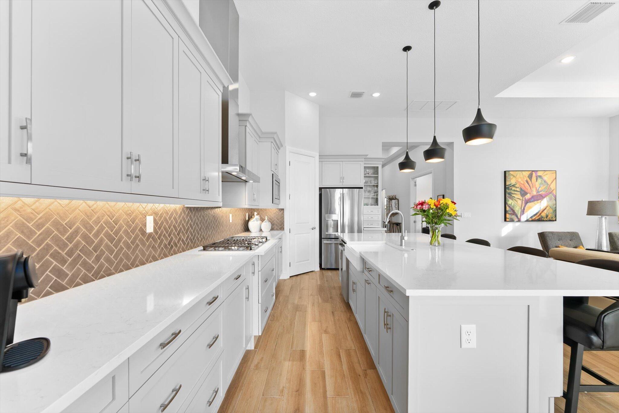 PARKLAND ROYALE - Residential