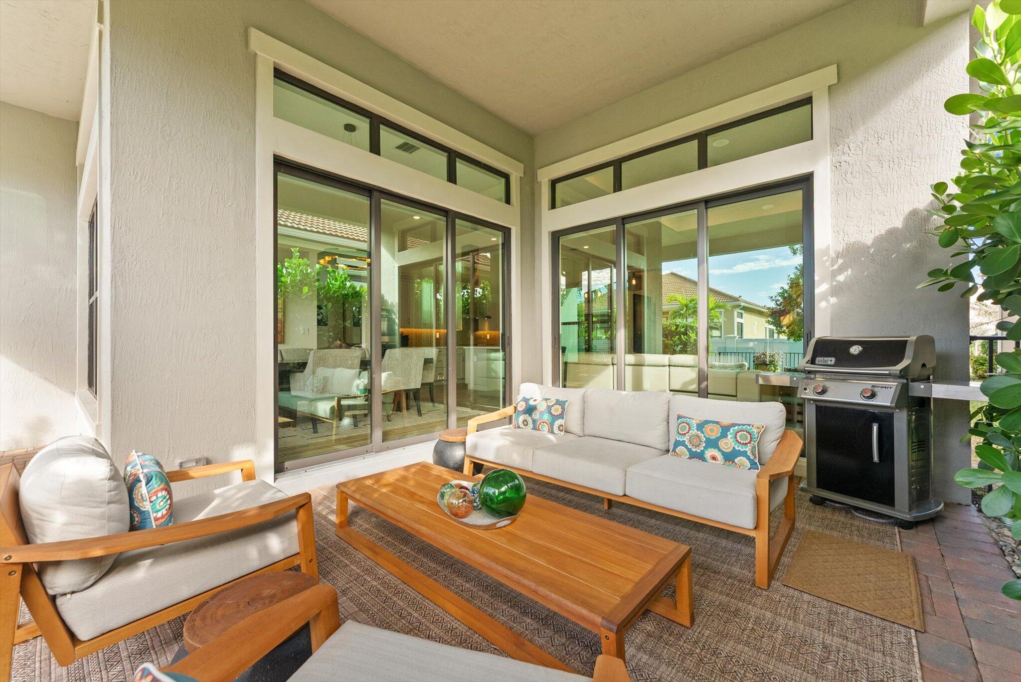 PARKLAND ROYALE - Residential