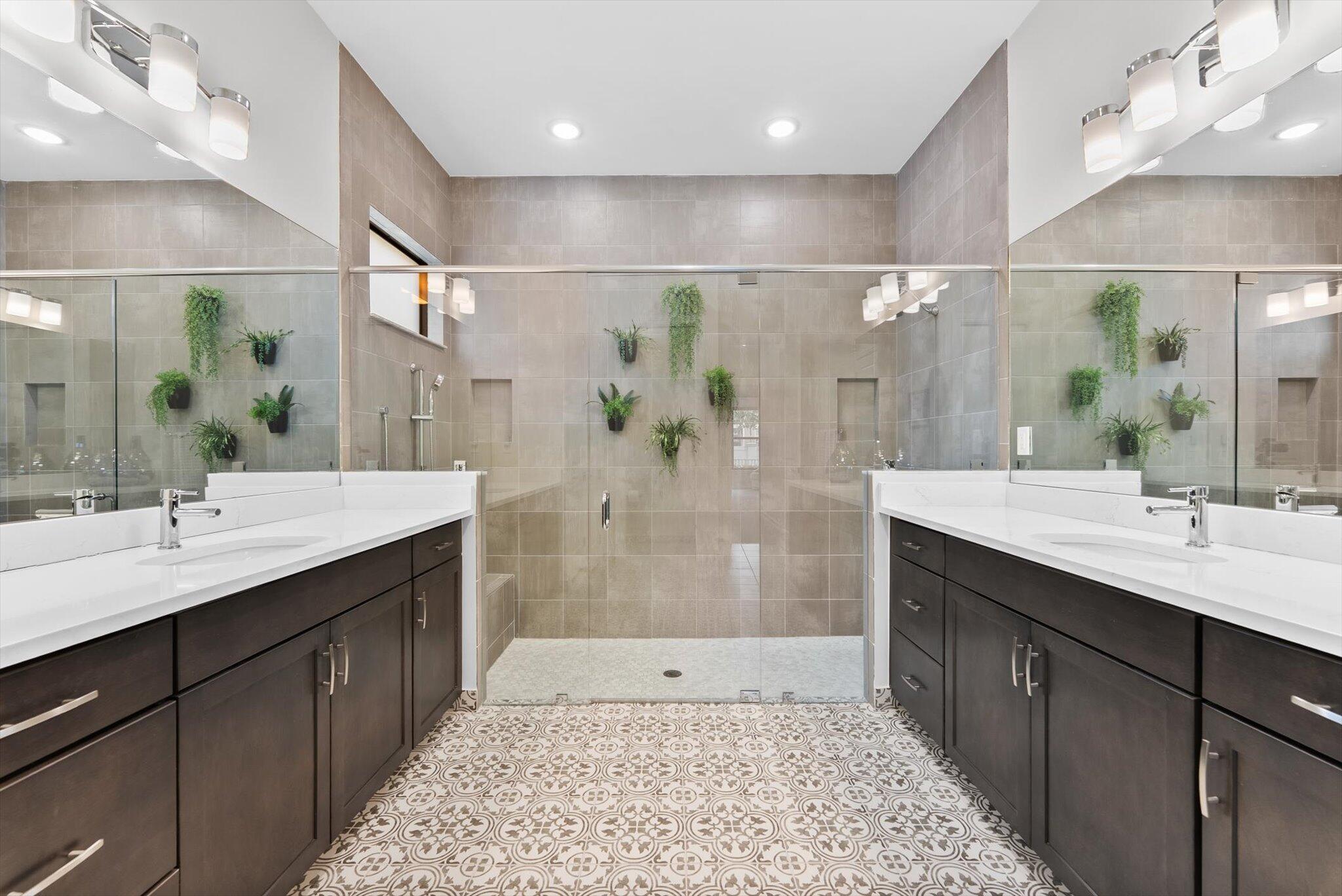 PARKLAND ROYALE - Residential