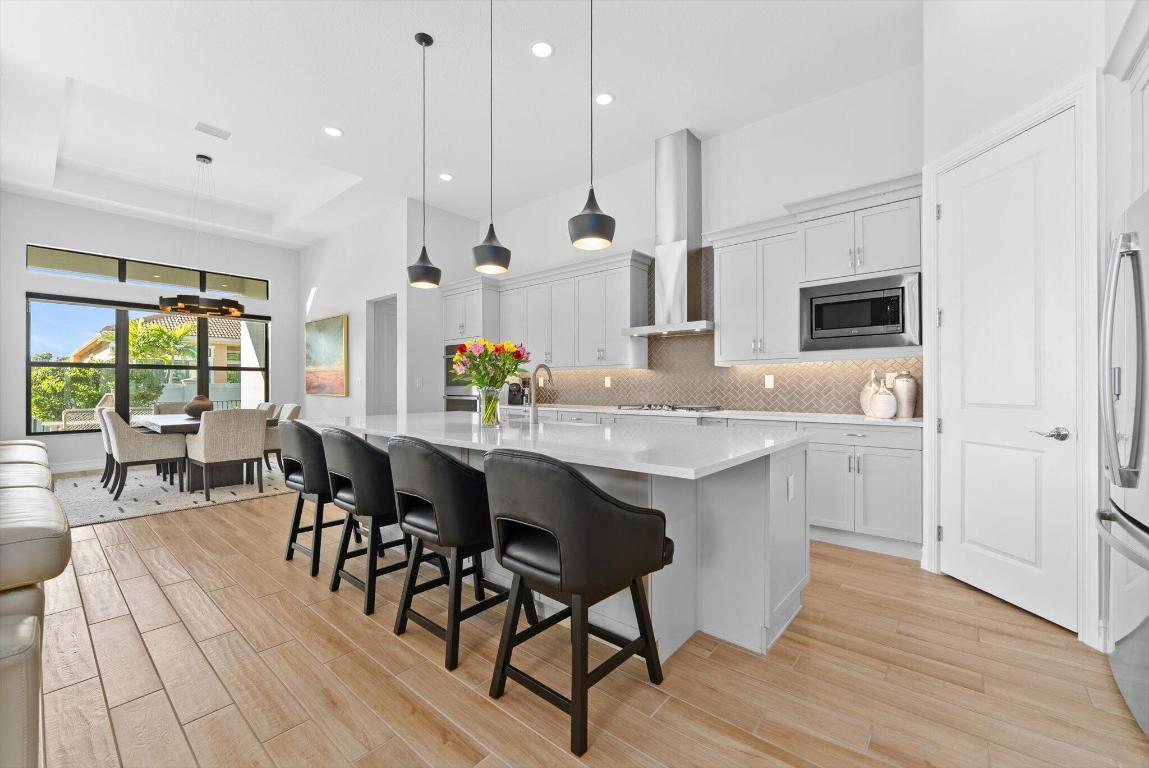 PARKLAND ROYALE - Residential