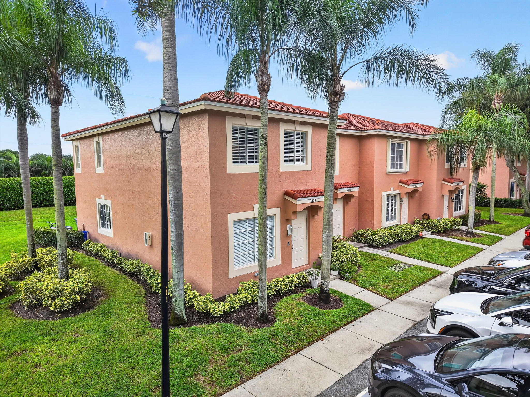 9854 KAMENA Circle
