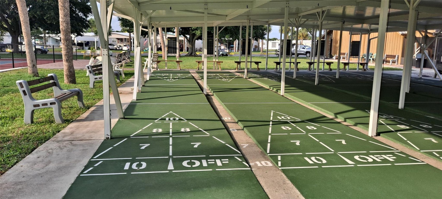 Ancient Oaks R V Residenc - Residential