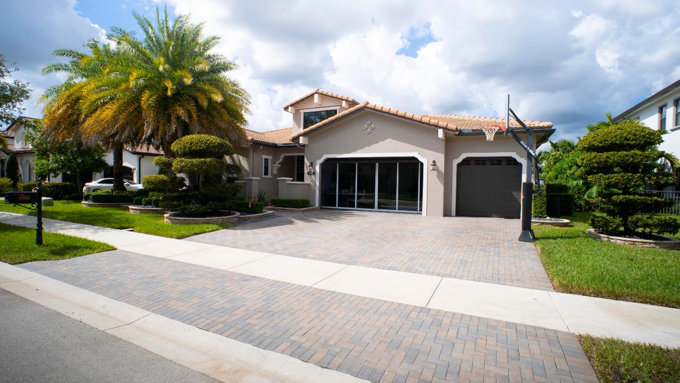 BRUSCHI Watercrest - Residential