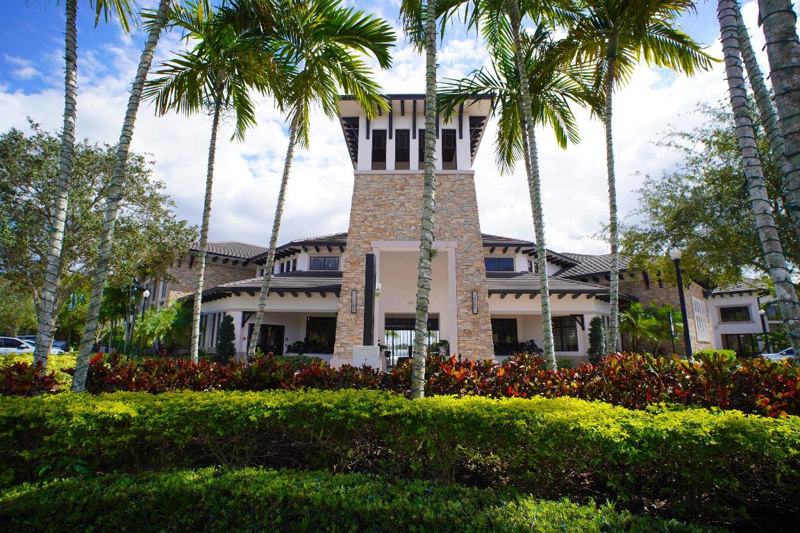 BRUSCHI Watercrest - Residential