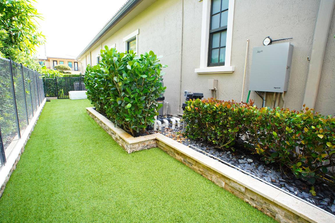 BRUSCHI Watercrest - Residential