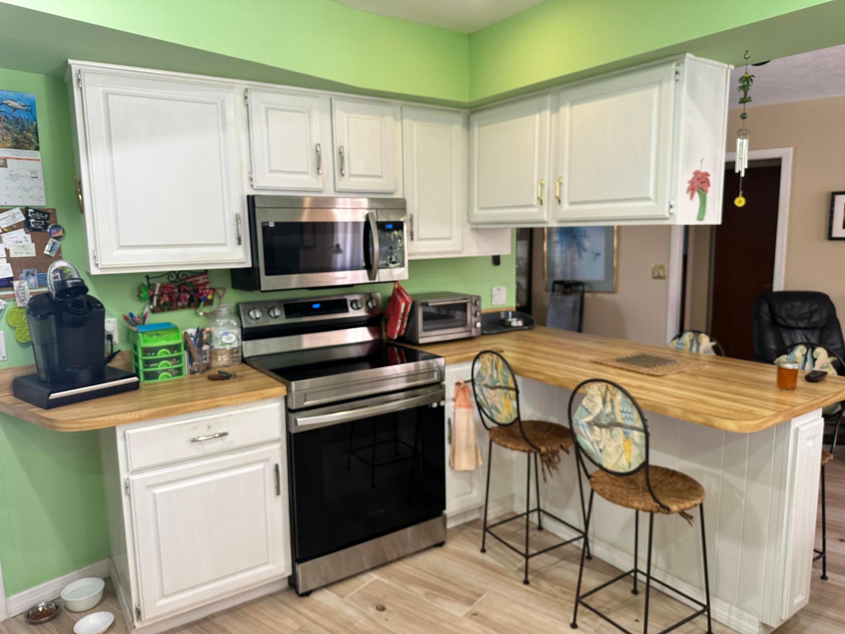TOWN AND COUNTRY ESTATES - Residential