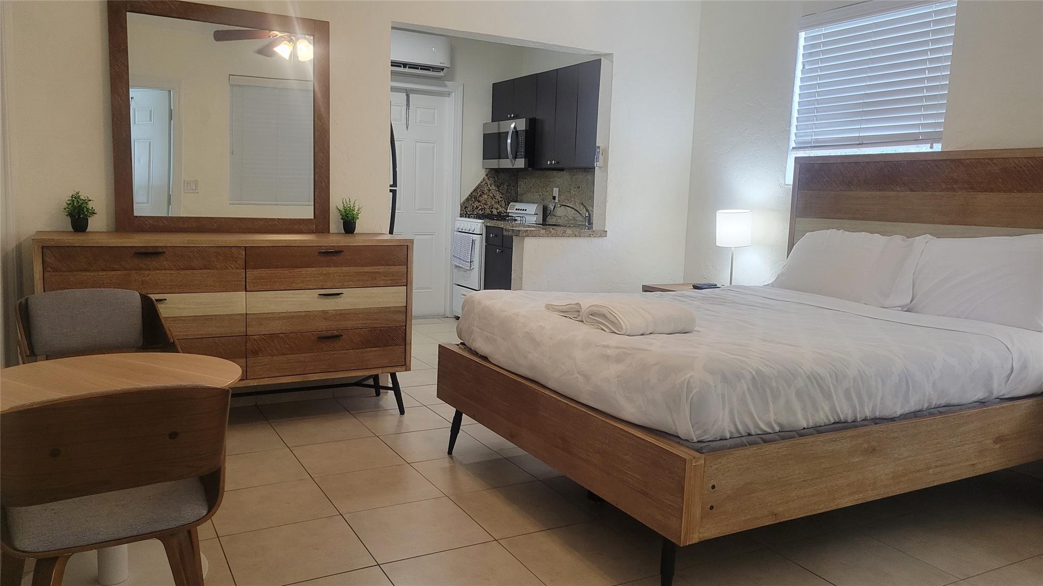 Lake Worth Town Add 01 - Residential Lease