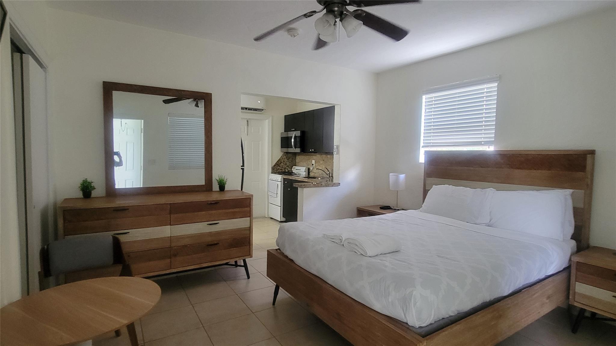 Lake Worth Town Add 01 - Residential Lease