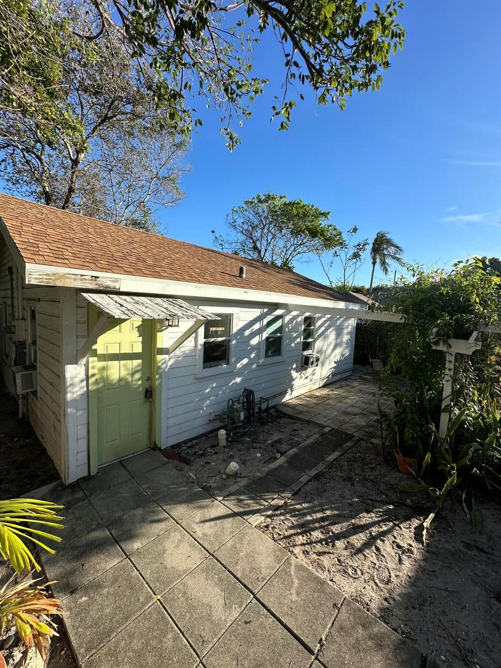 Photo of 727 S M Street #2, Lake Worth Beach, FL 33460 (MLS # R11028307)