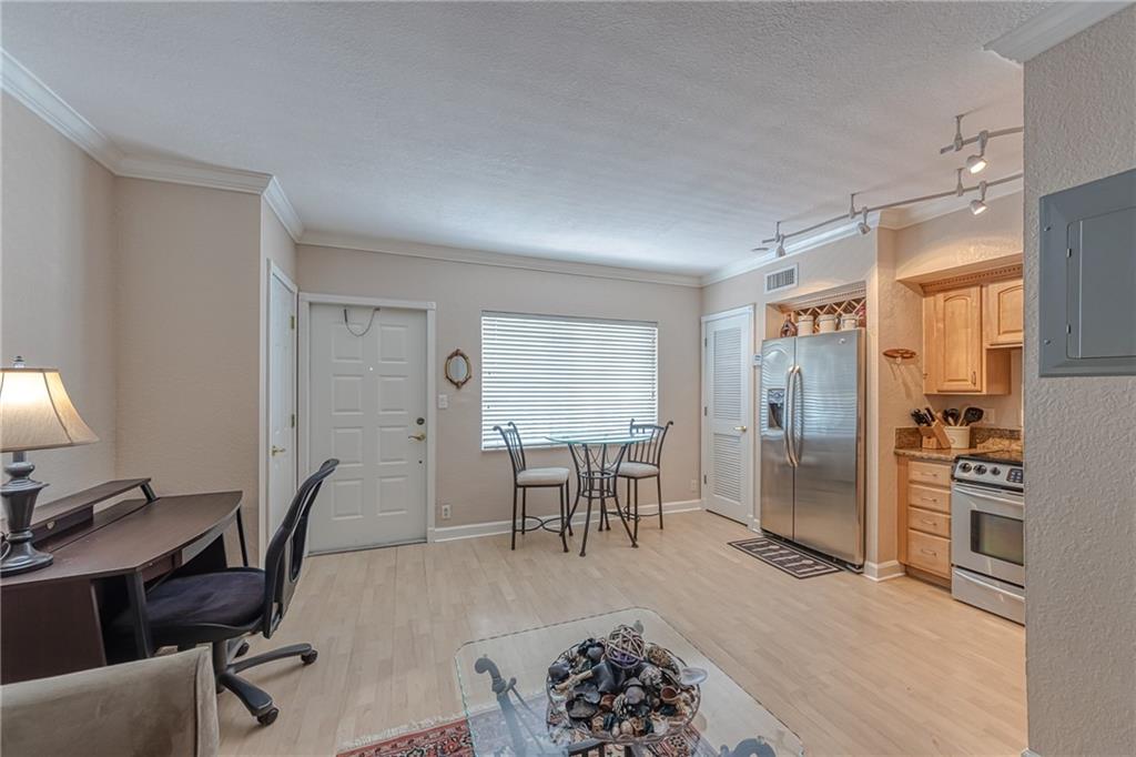 GULFSTREAM - Residential