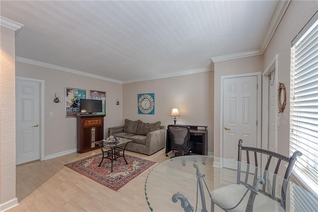 GULFSTREAM - Residential