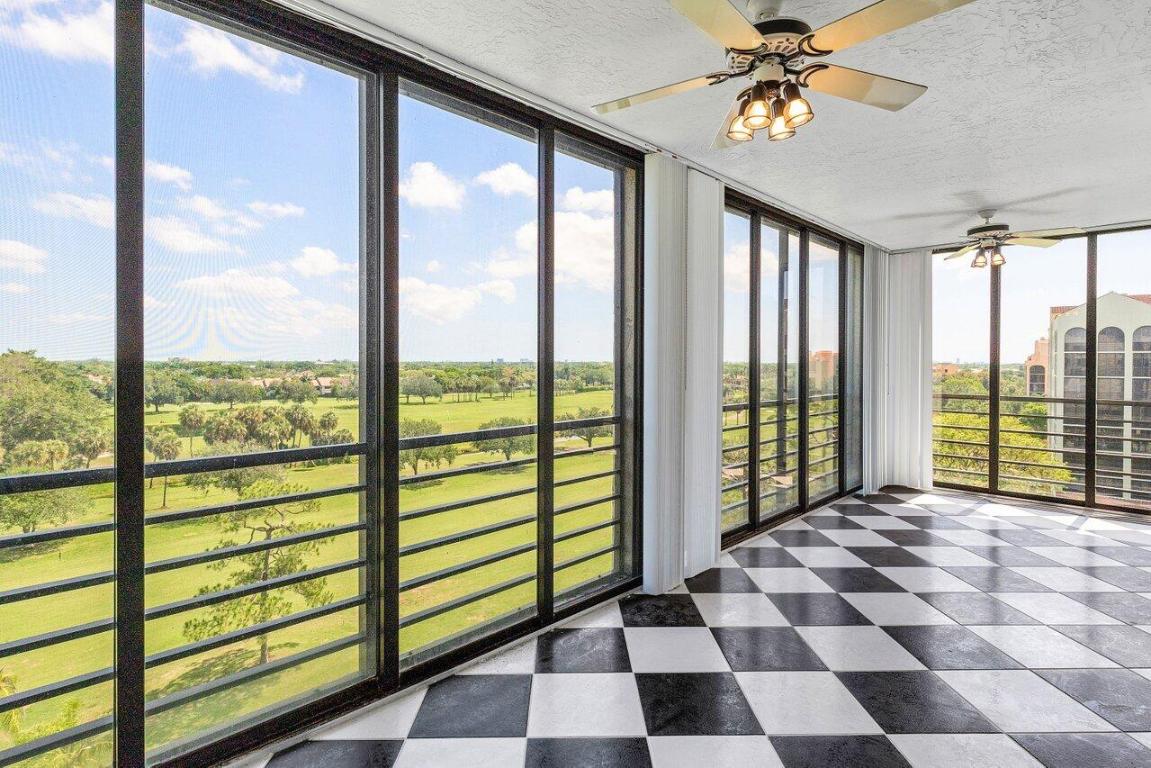 IMPERIAL ROYALE AT BOCA POINTE CONDO - Residential