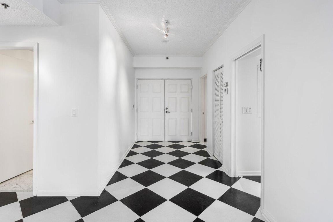 IMPERIAL ROYALE AT BOCA POINTE CONDO - Residential