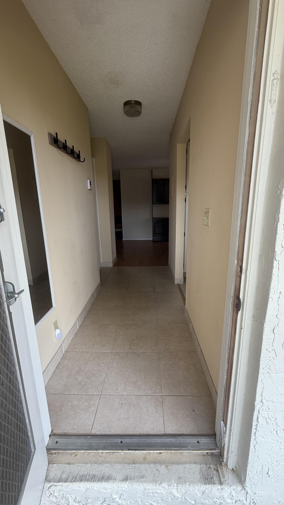 425 Lake Helen Drive