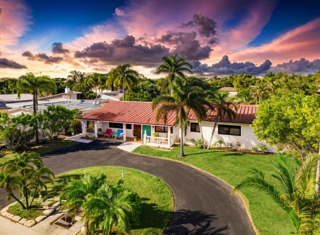 245 N Tradewinds Avenue