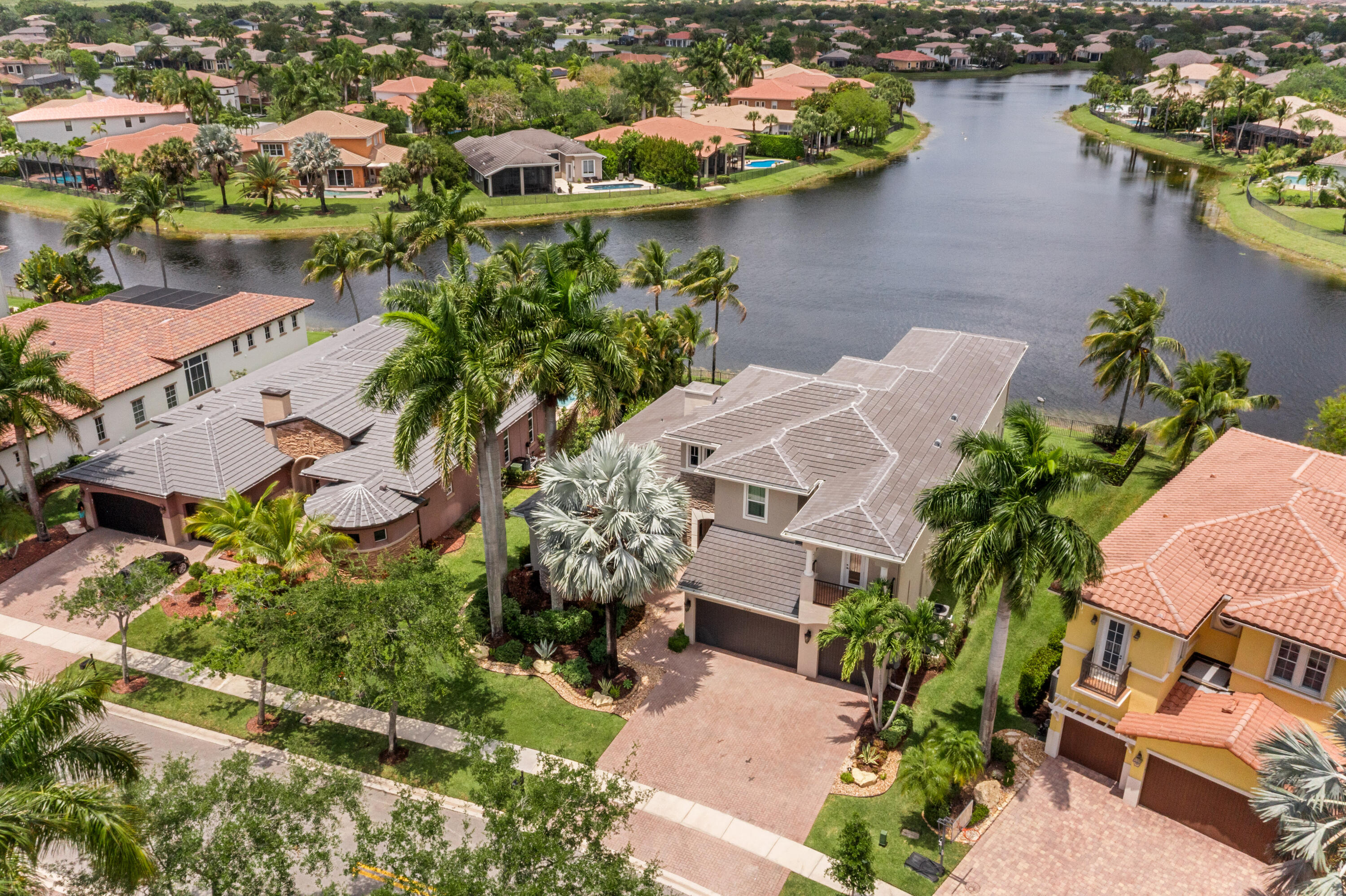 HERON BAY - Residential