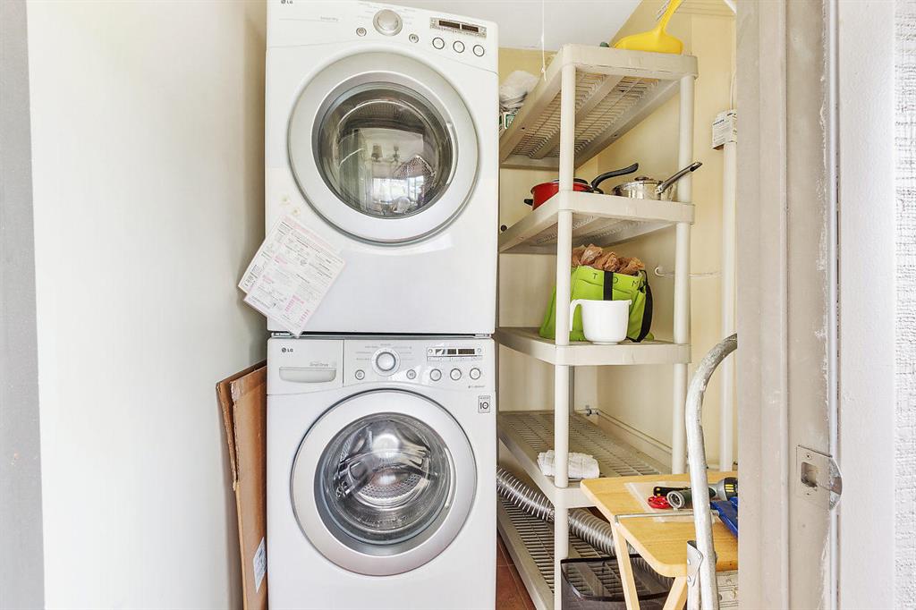 KINGS POINT FLANDERS CONDOS - Residential