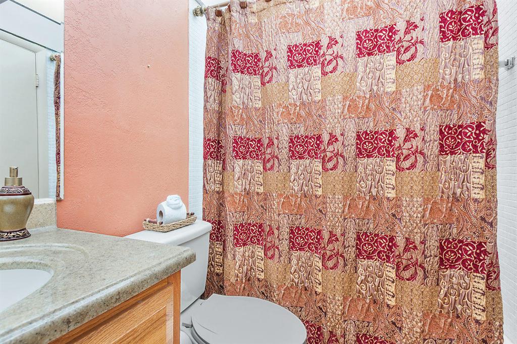 KINGS POINT FLANDERS CONDOS - Residential