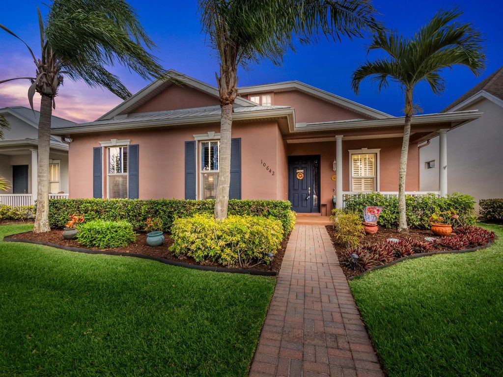 Photo of 10642 SW Westlawn Boulevard, Port Saint Lucie, FL 34987 (MLS # R10958518)