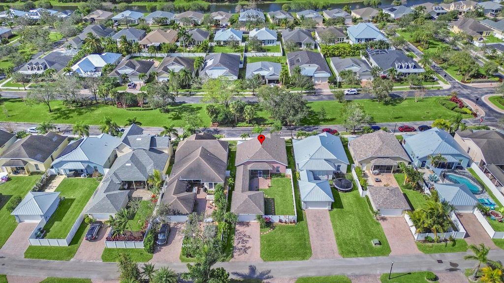 Photo of 10642 SW Westlawn Boulevard, Port Saint Lucie, FL 34987 (MLS # R10958518)
