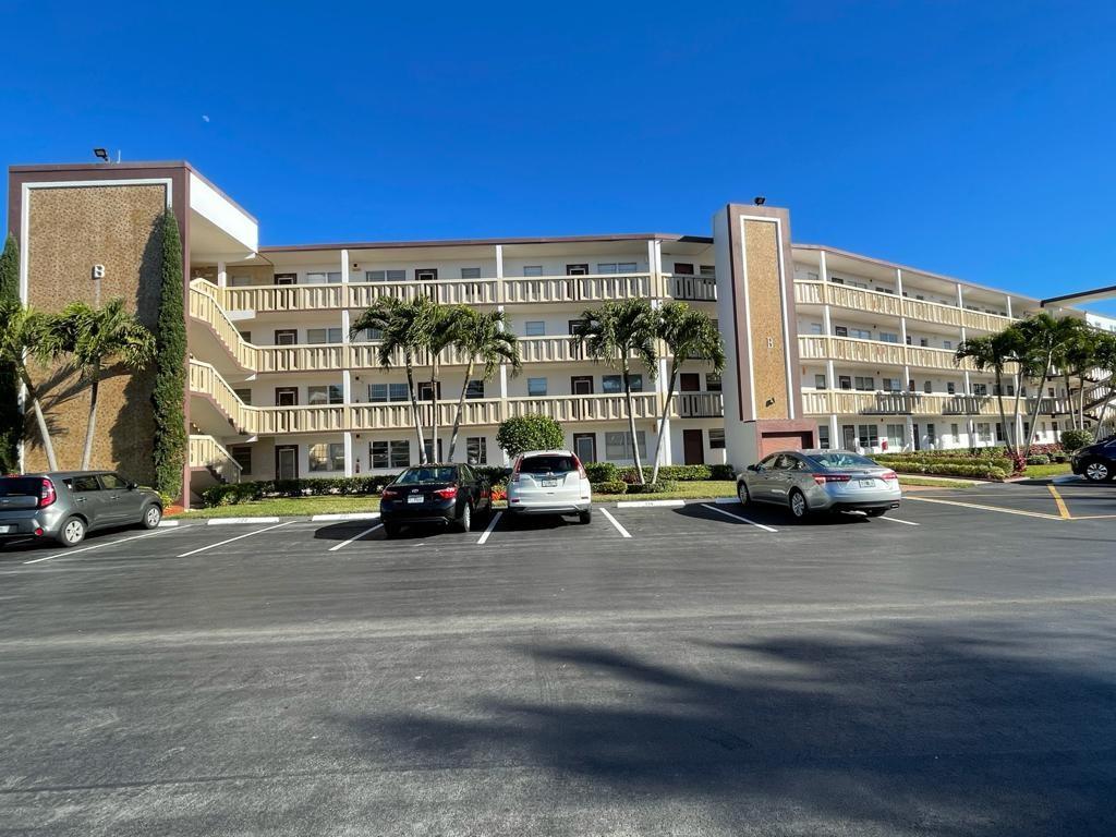 CENTURY VILLAGE - Residential