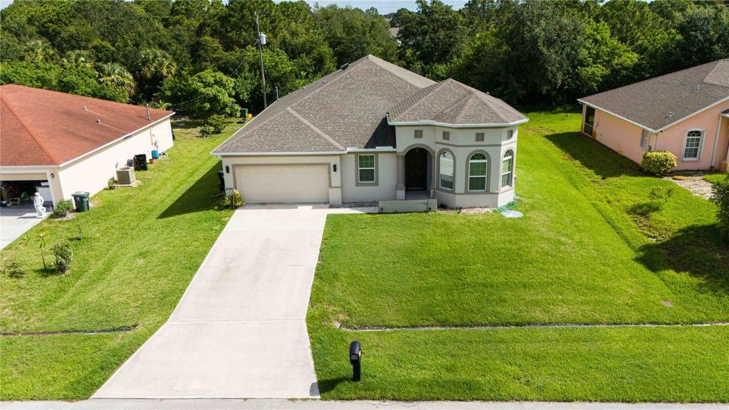 Photo of 159 SW Felix Avenue, Port Saint Lucie, FL 34953 (MLS # F10456928)