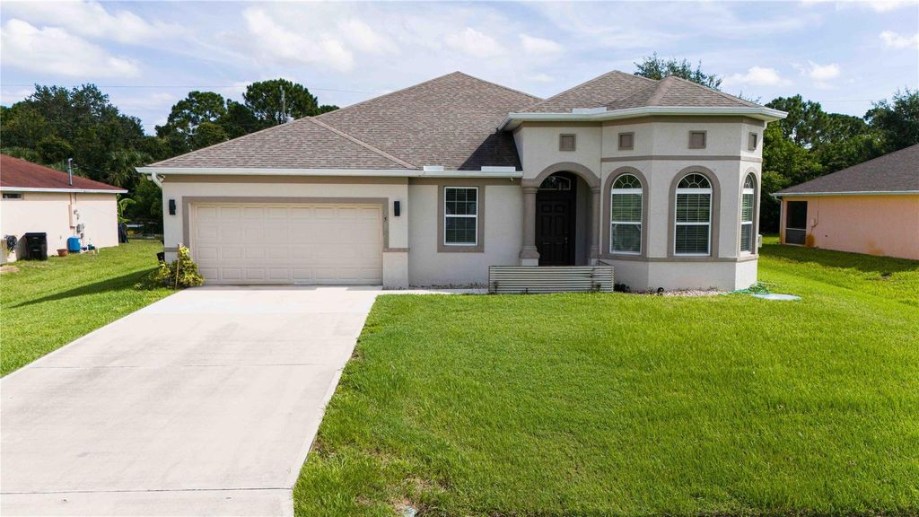 Photo of 159 SW Felix Ave, Port St Lucie, FL 34953 (MLS # F10456928)