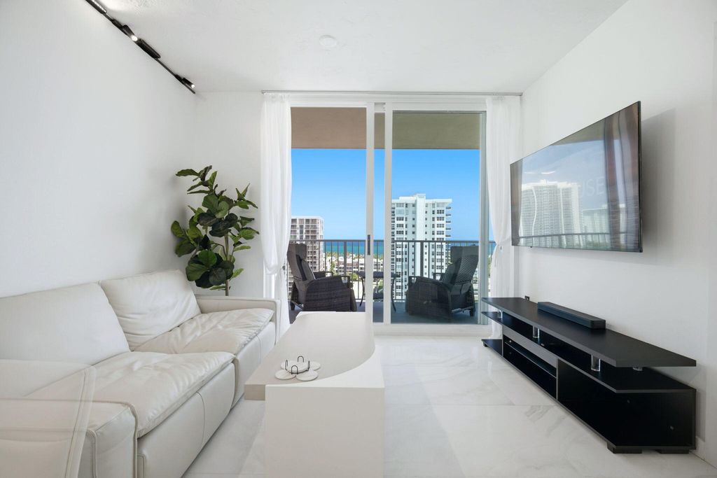 Photo of 3020 NE 32nd Avenue #1407, Fort Lauderdale, FL 33308 (MLS # B26023731)
