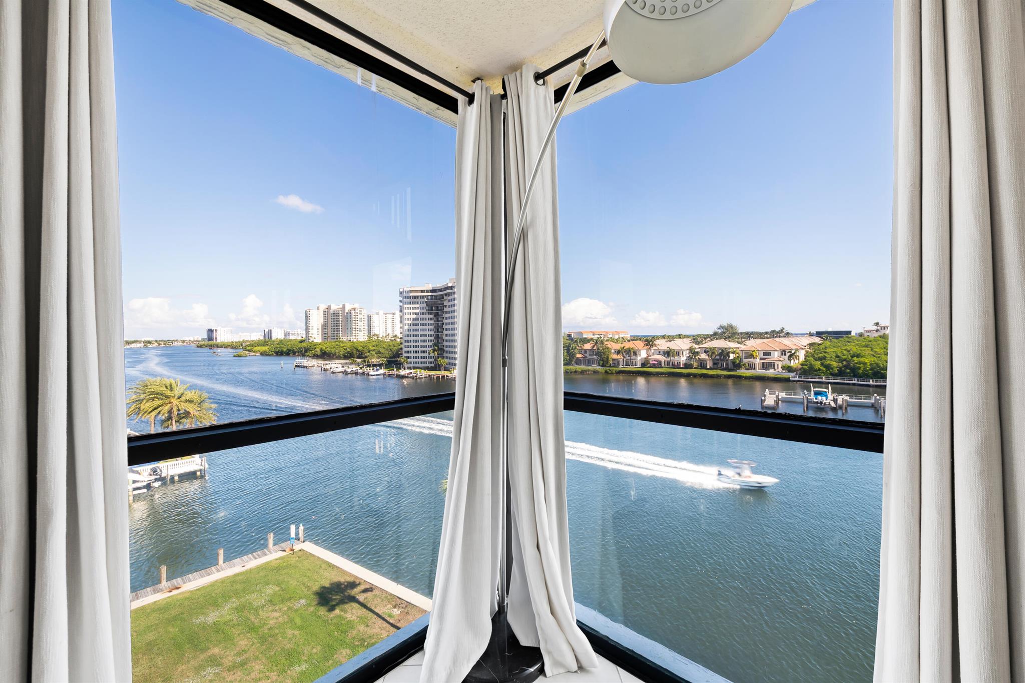 PORTA BELLA EAST AND PORT - Residential