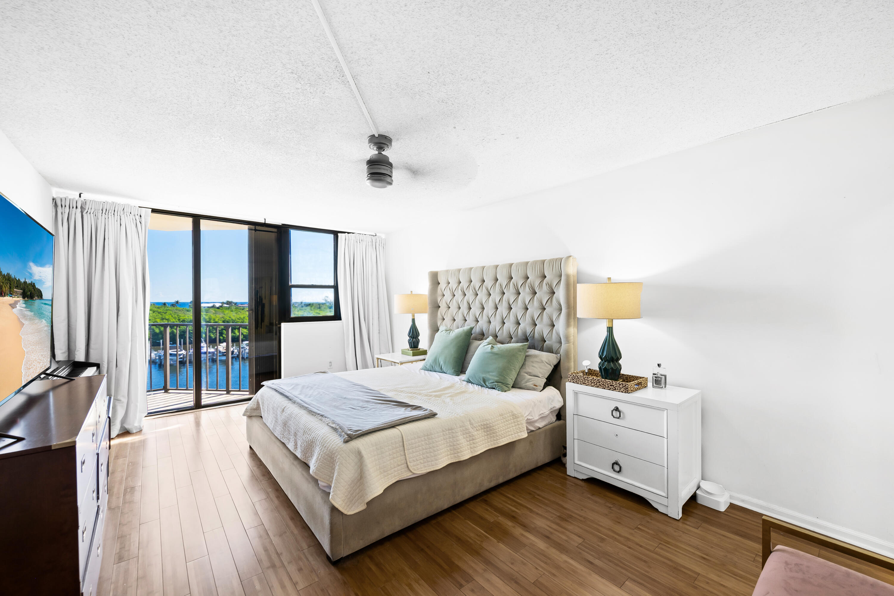 PORTA BELLA EAST AND PORT - Residential