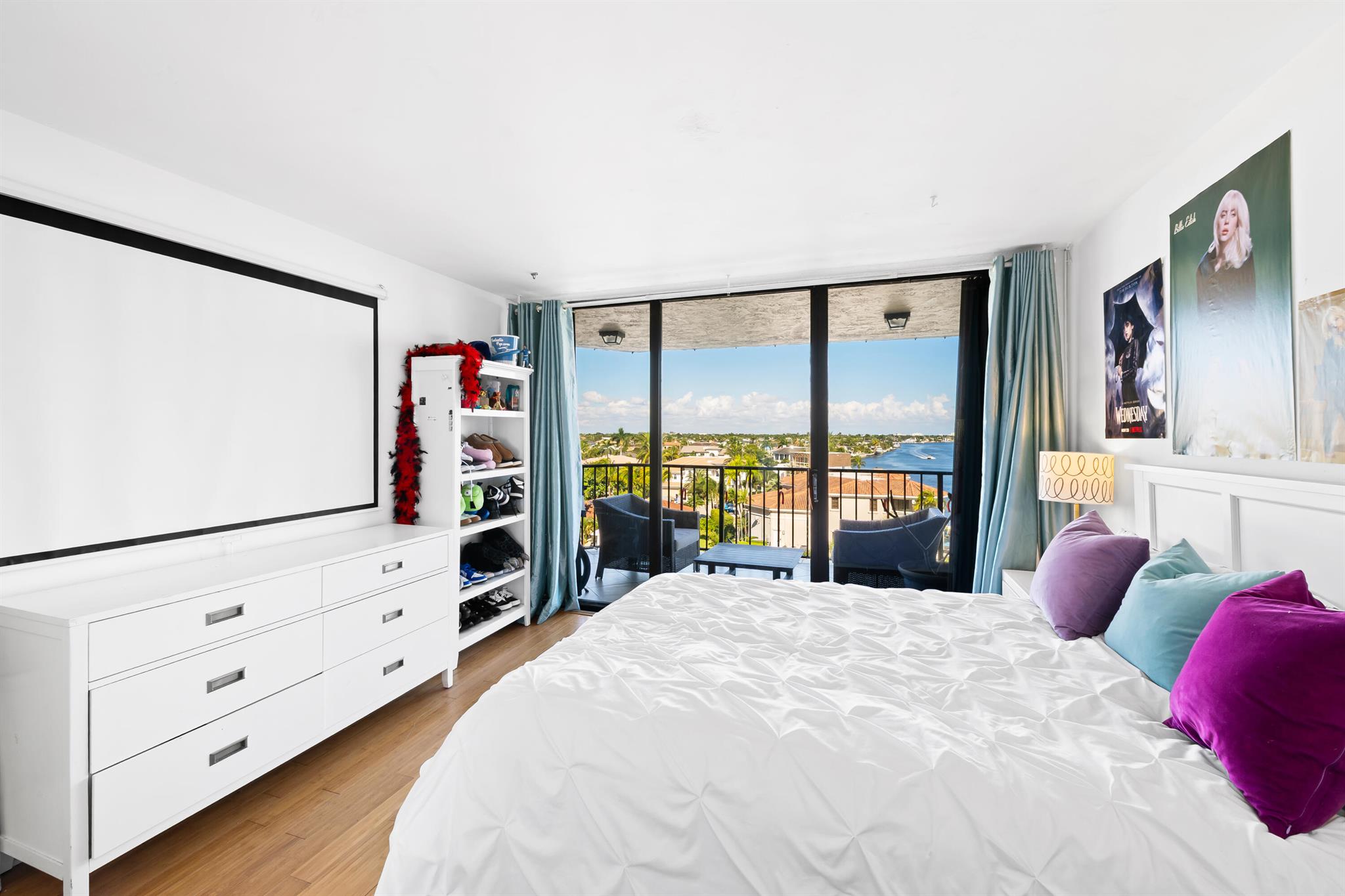 PORTA BELLA EAST AND PORT - Residential