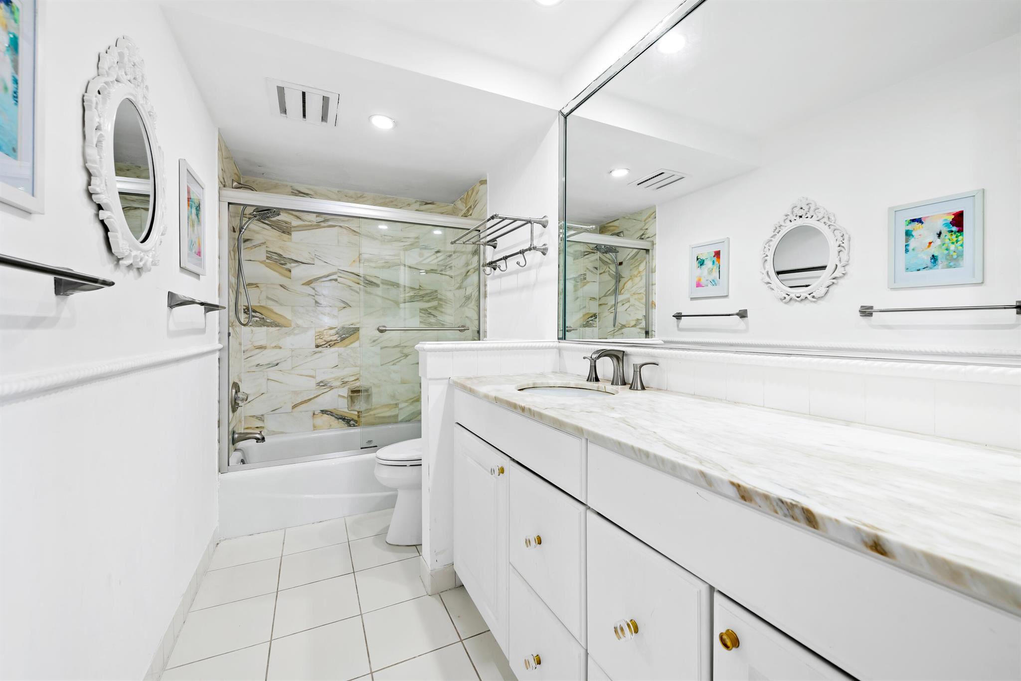 PORTA BELLA EAST AND PORT - Residential