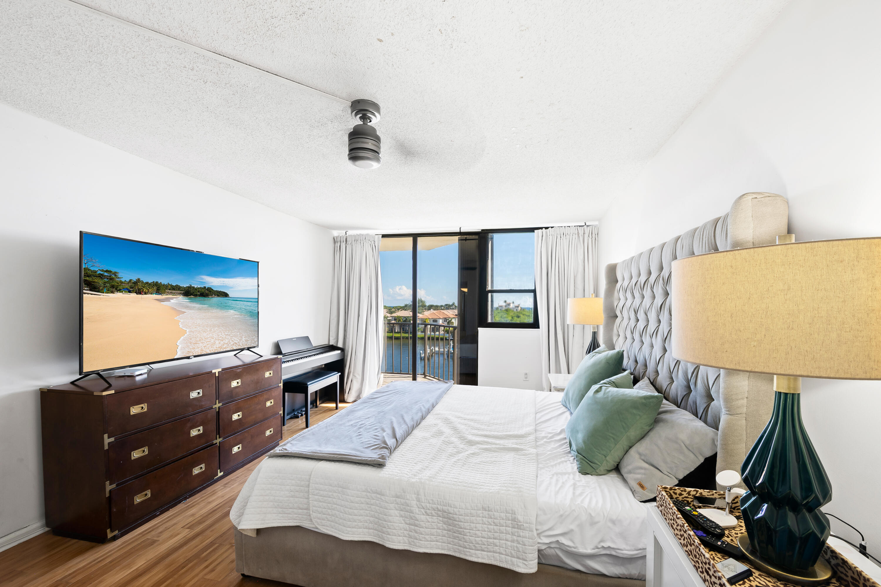 PORTA BELLA EAST AND PORT - Residential