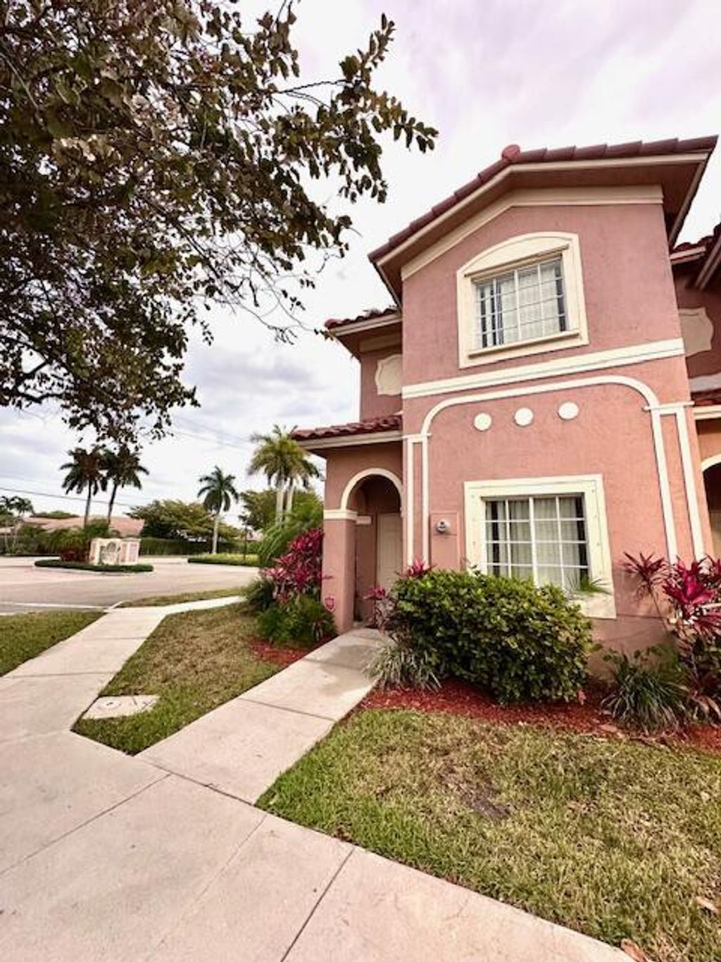 Photo of 7914 Catalina Circle, Tamarac, FL 33321 (MLS # R11078190)