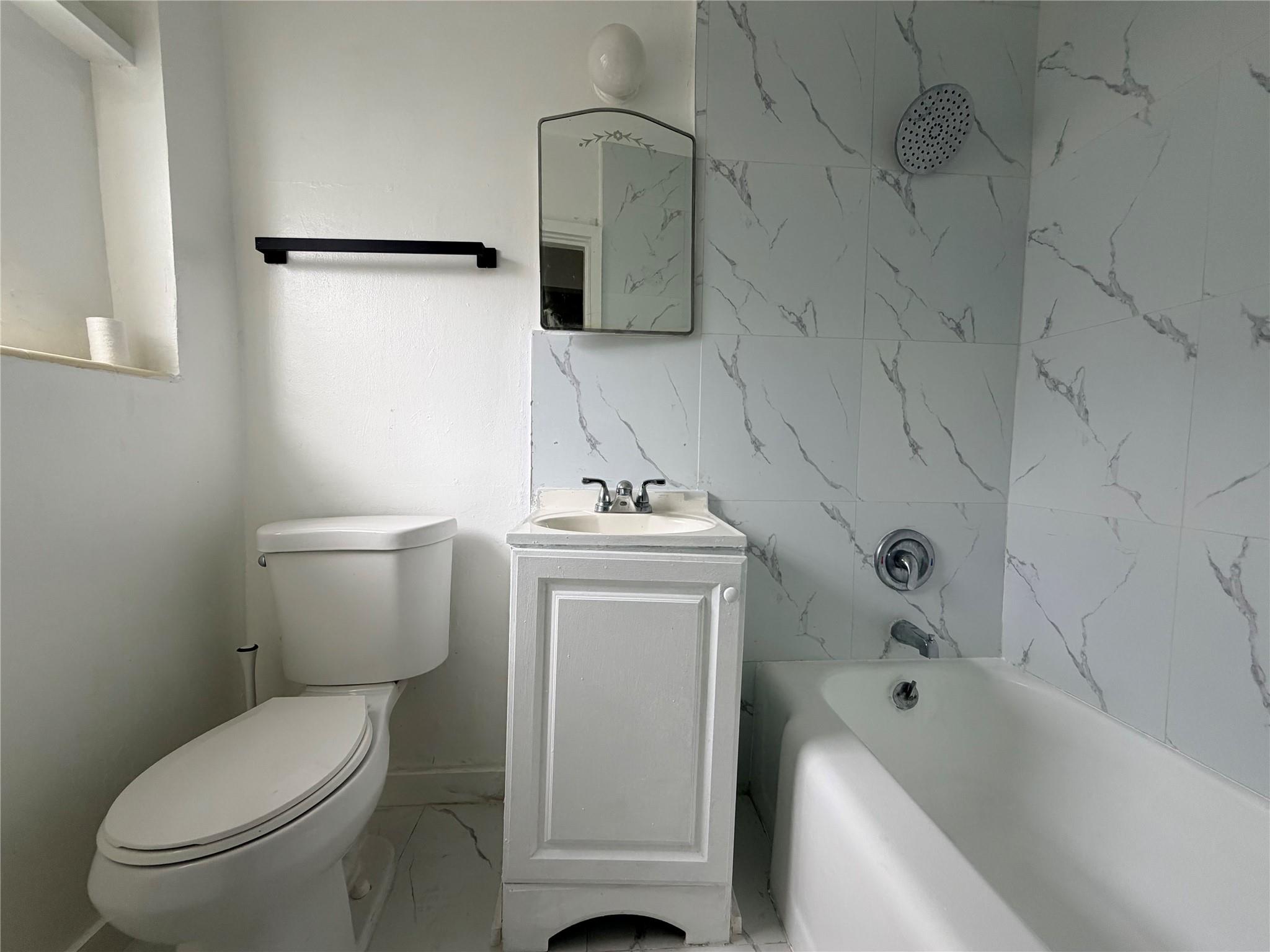 ST JAMES PARK WEST ADD - Residential Lease