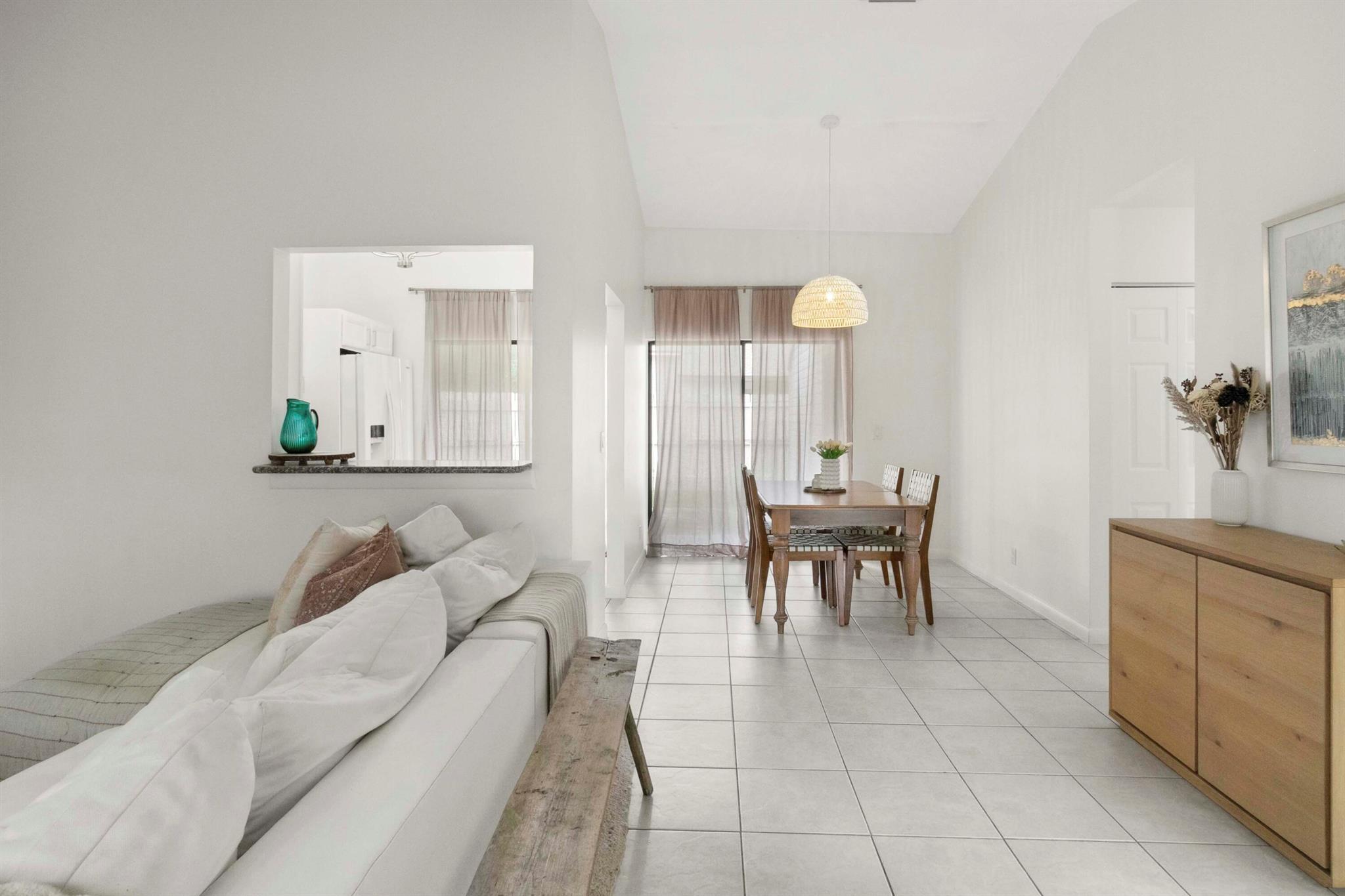 116 Sherwood Circle 7a