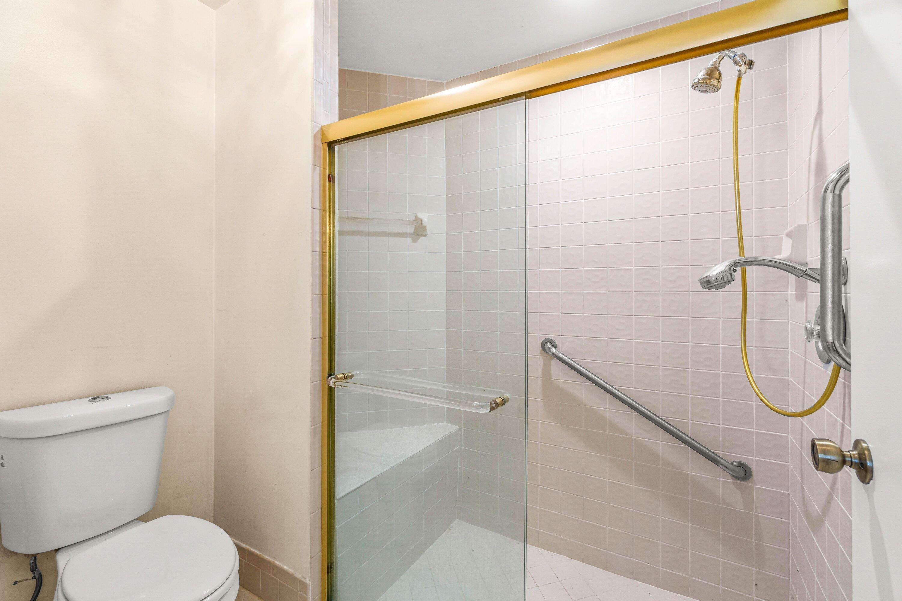 MEADOW LAKE - Residential