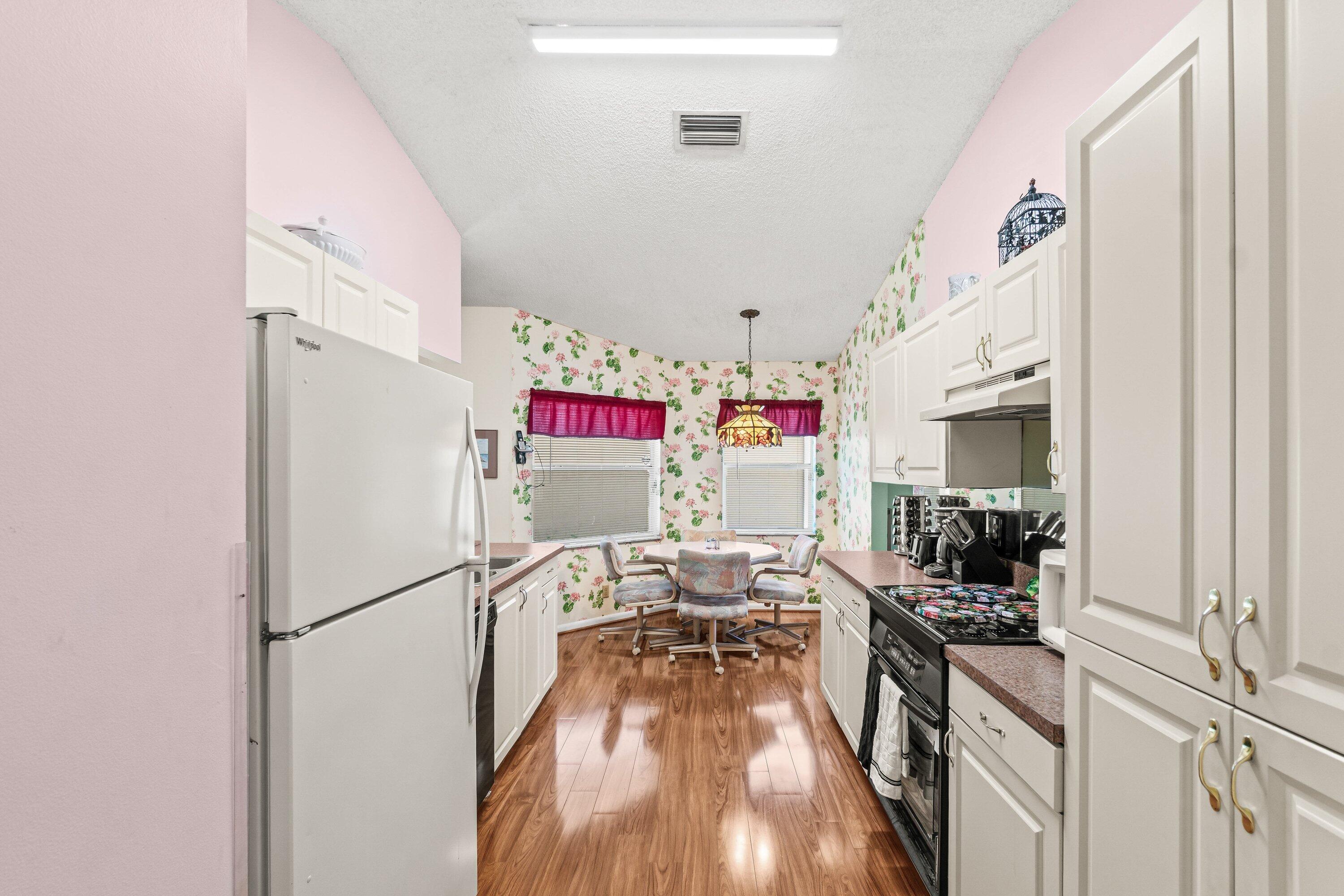 MEADOW LAKE - Residential