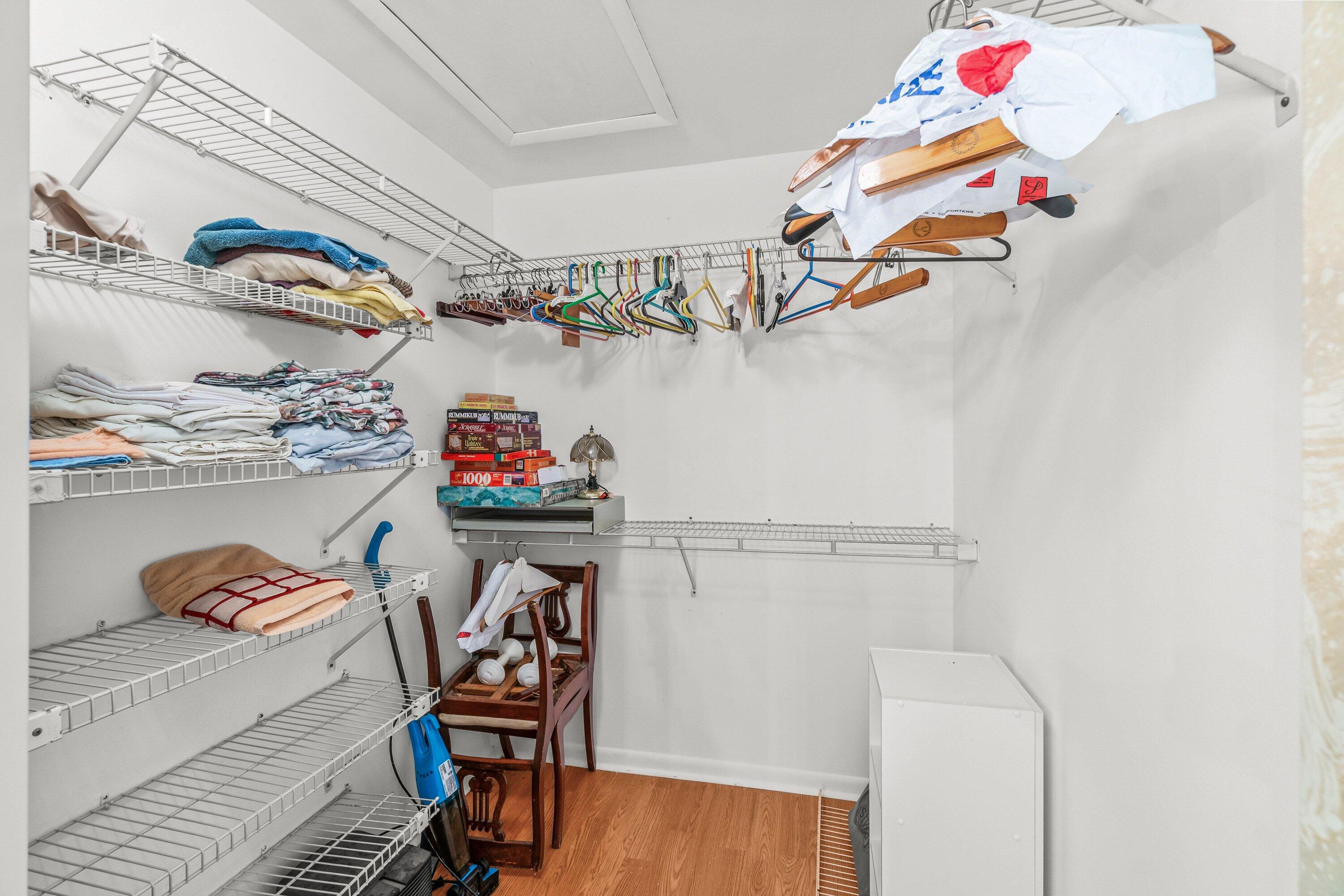 MEADOW LAKE - Residential