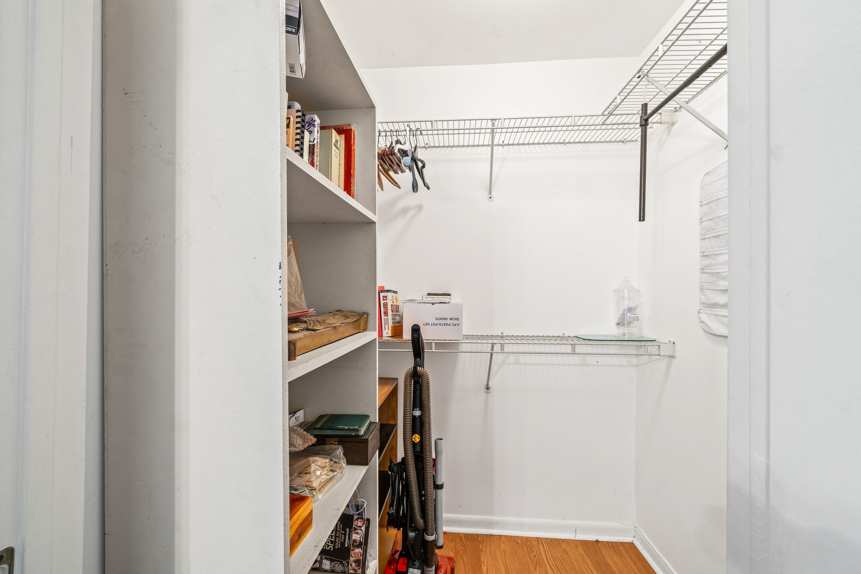 MEADOW LAKE - Residential