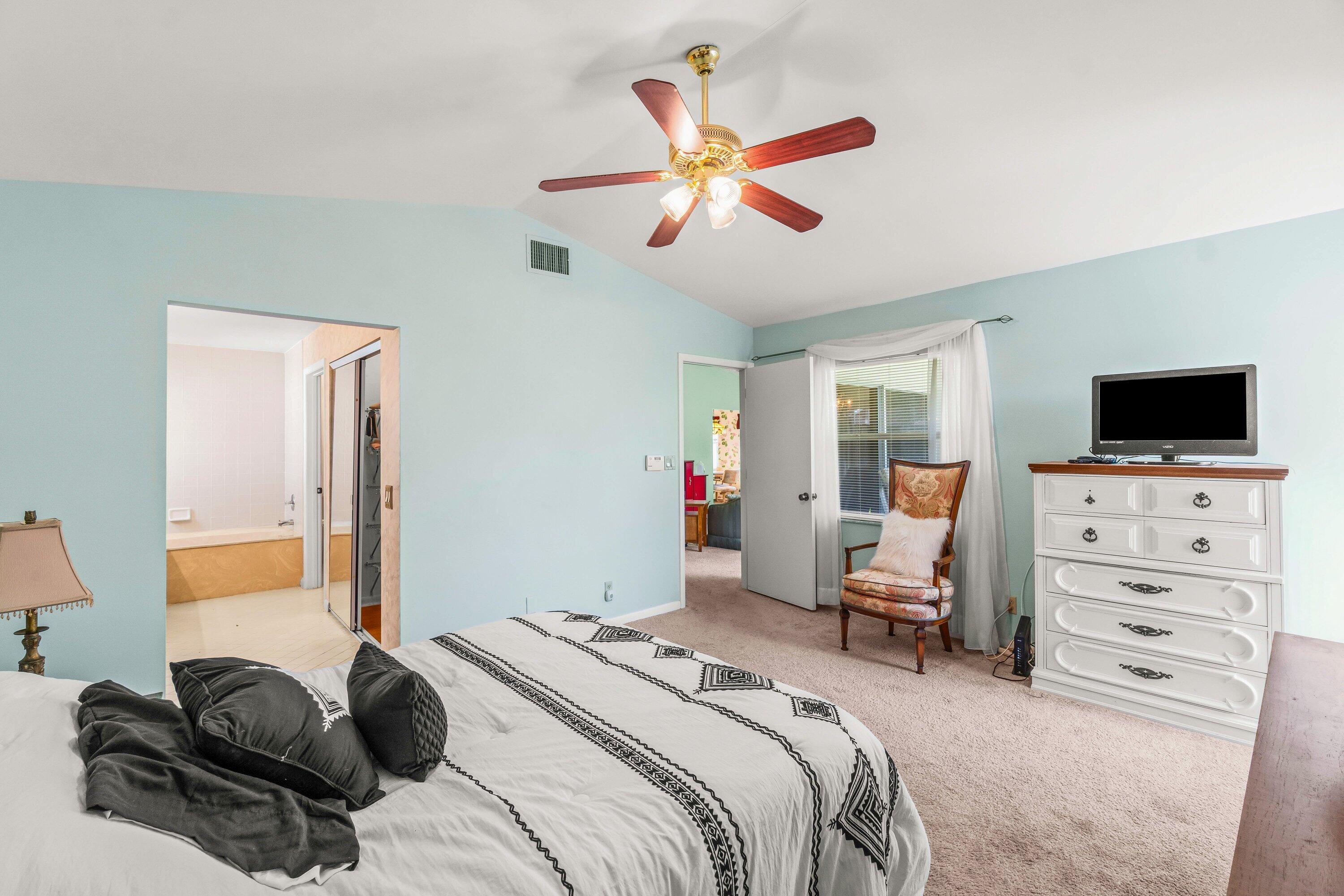 MEADOW LAKE - Residential