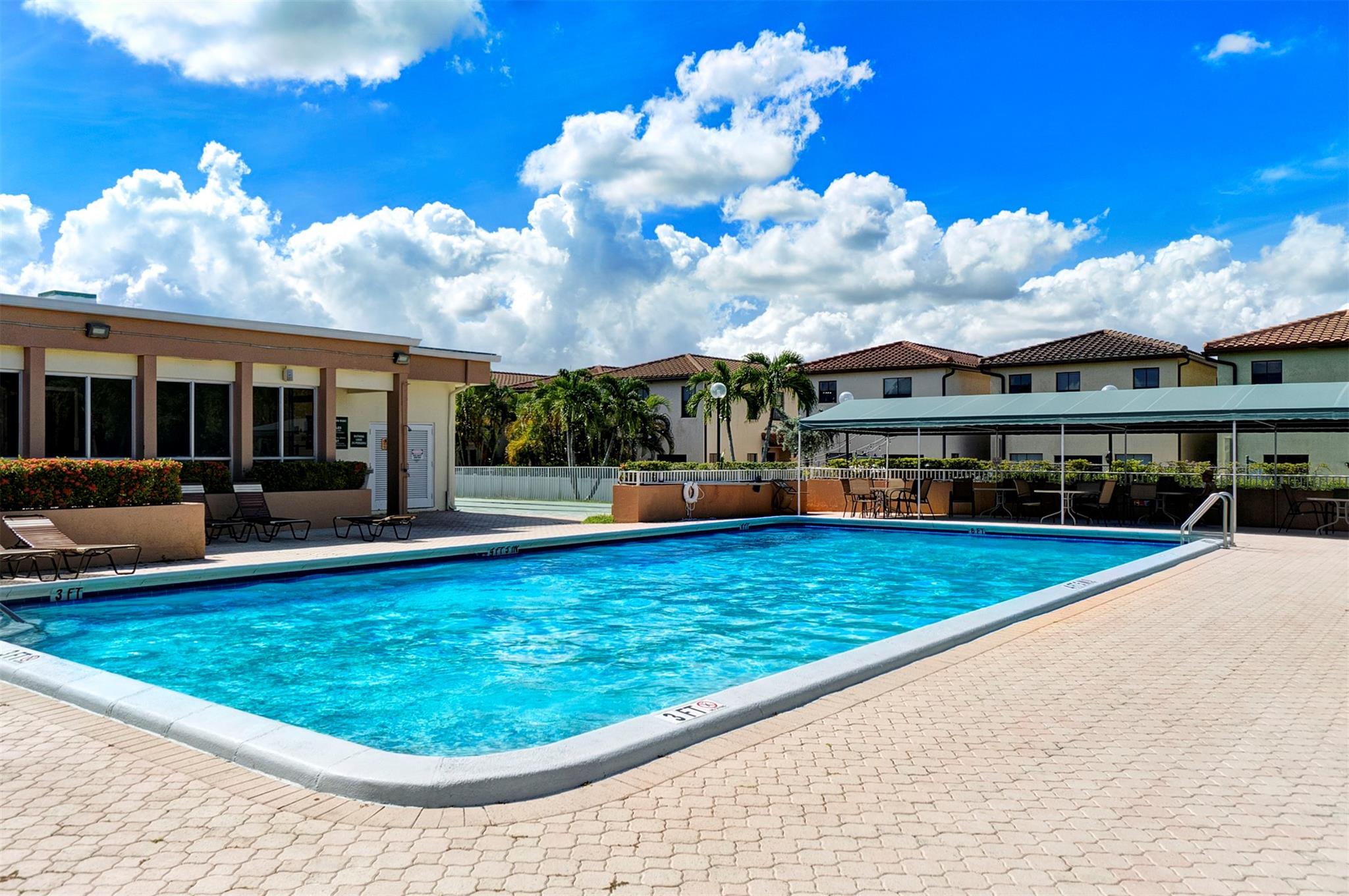 Sabal Palm - Residential
