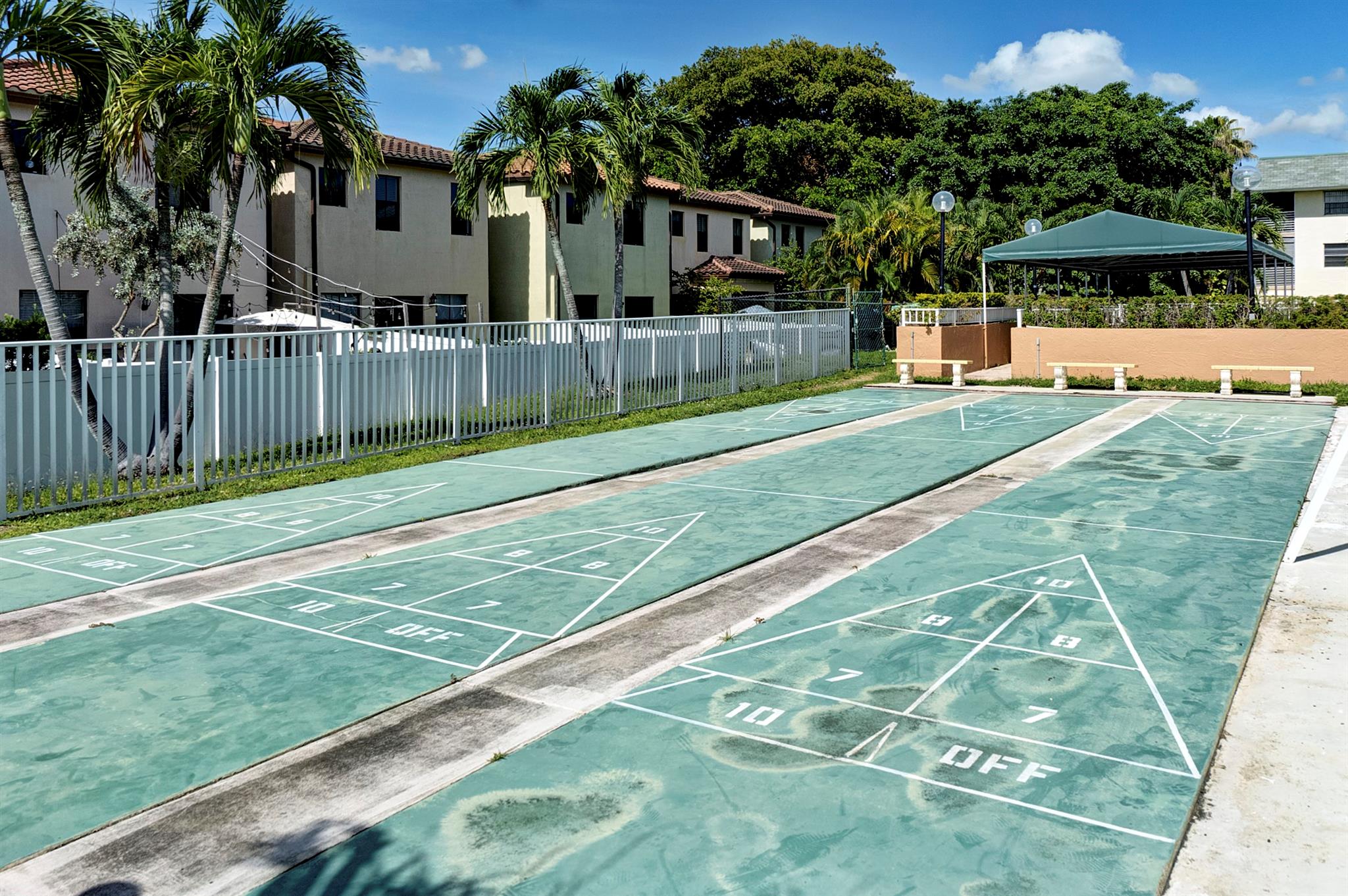 Sabal Palm - Residential